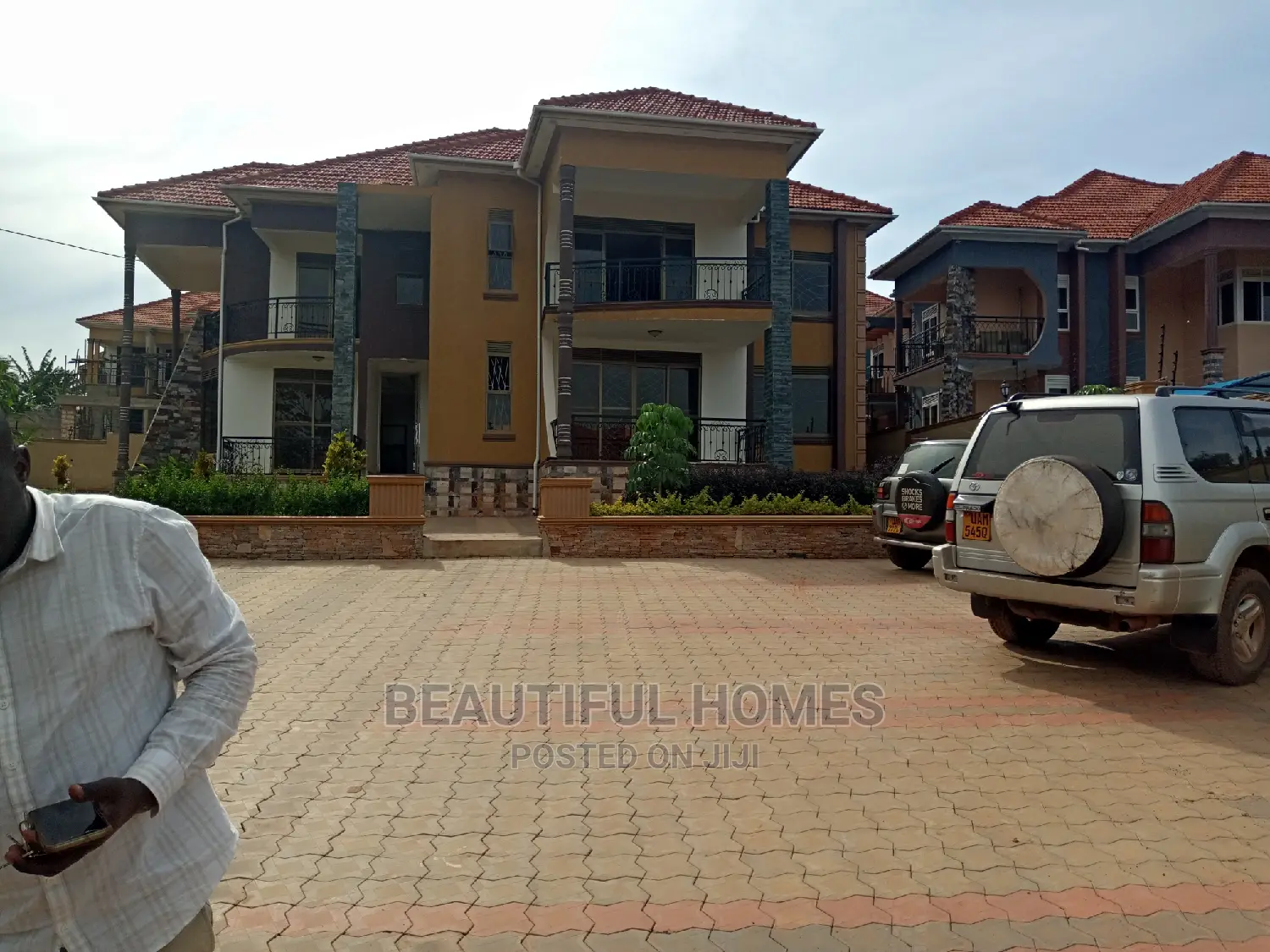 Kiwatule Seven Bedrooms Upscale Mansion on Sale in Kampala
