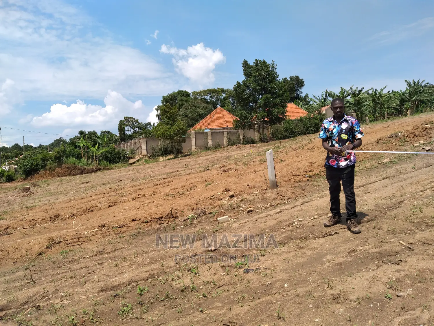 Hot Deal Land Just After Munyonyo on Entebbe Expres for Sale in Central Division