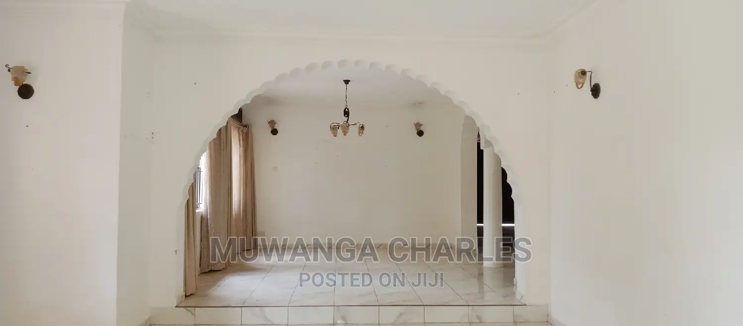 5bdrm House in Fs Properties Ltd, Central Division for Rent in Central Division