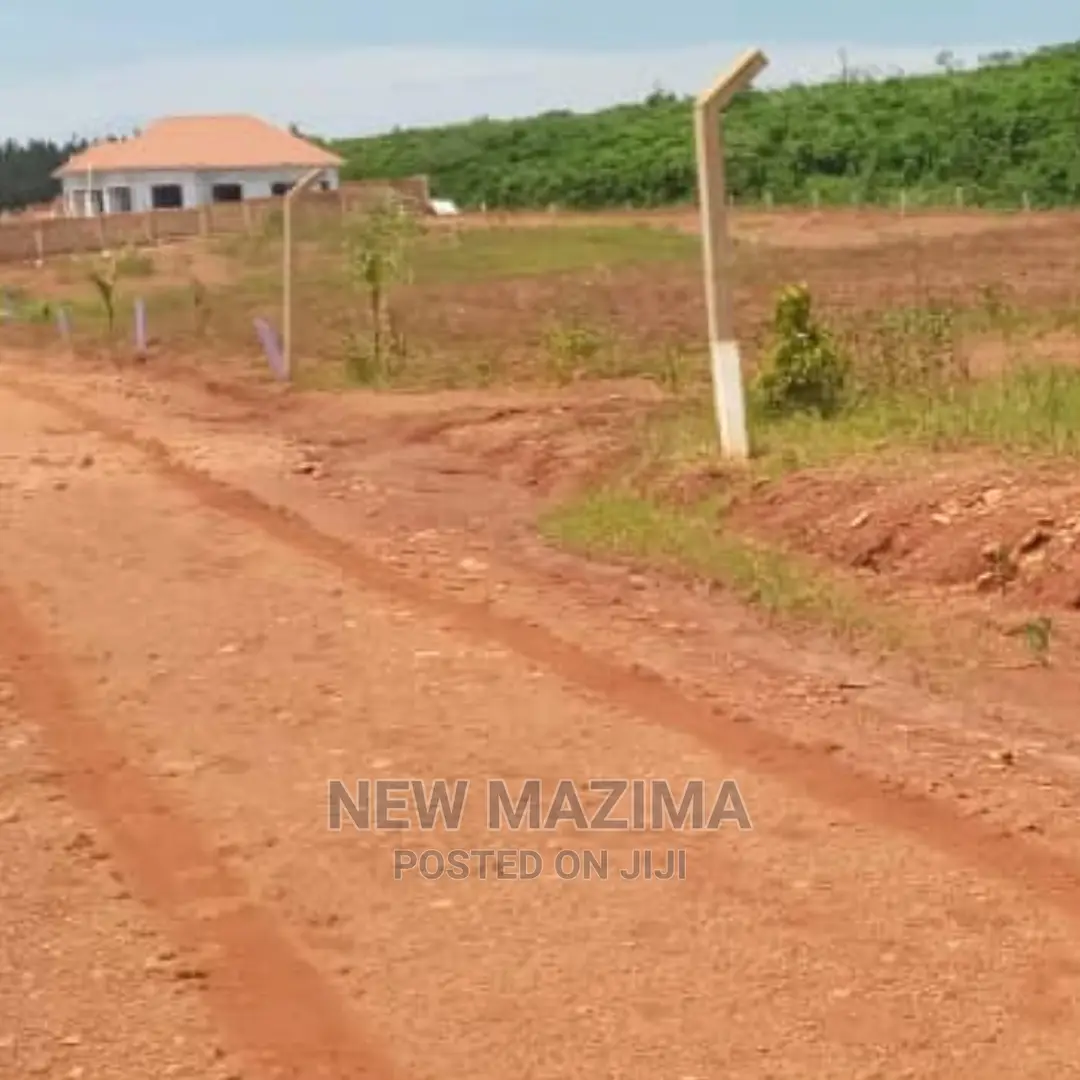 Kitende Ssisa Prime Plot on Quicksale in Heart of Kitende in Division B