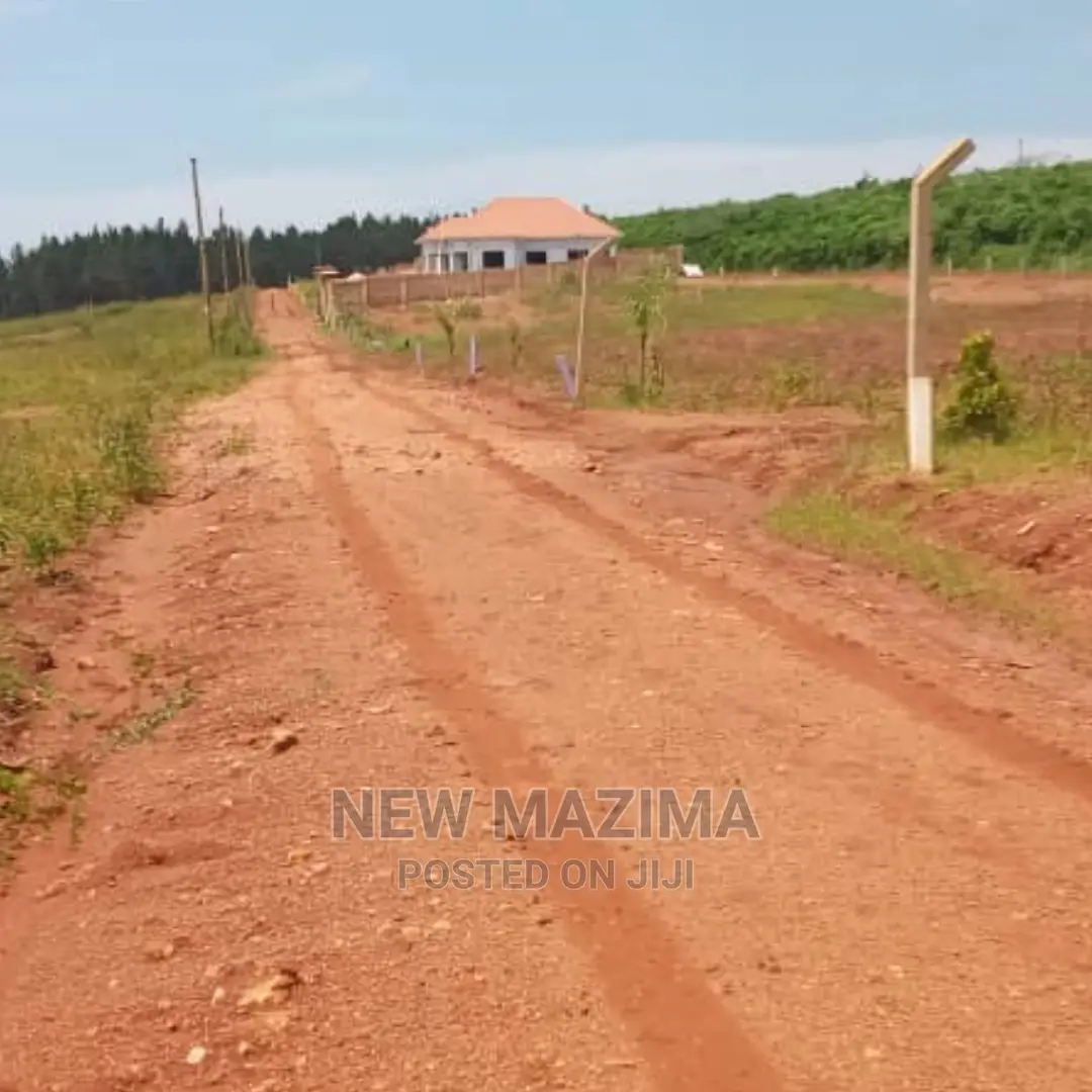 Kitende Ssisa Prime Plot on Quicksale in Heart of Kitende in Division B