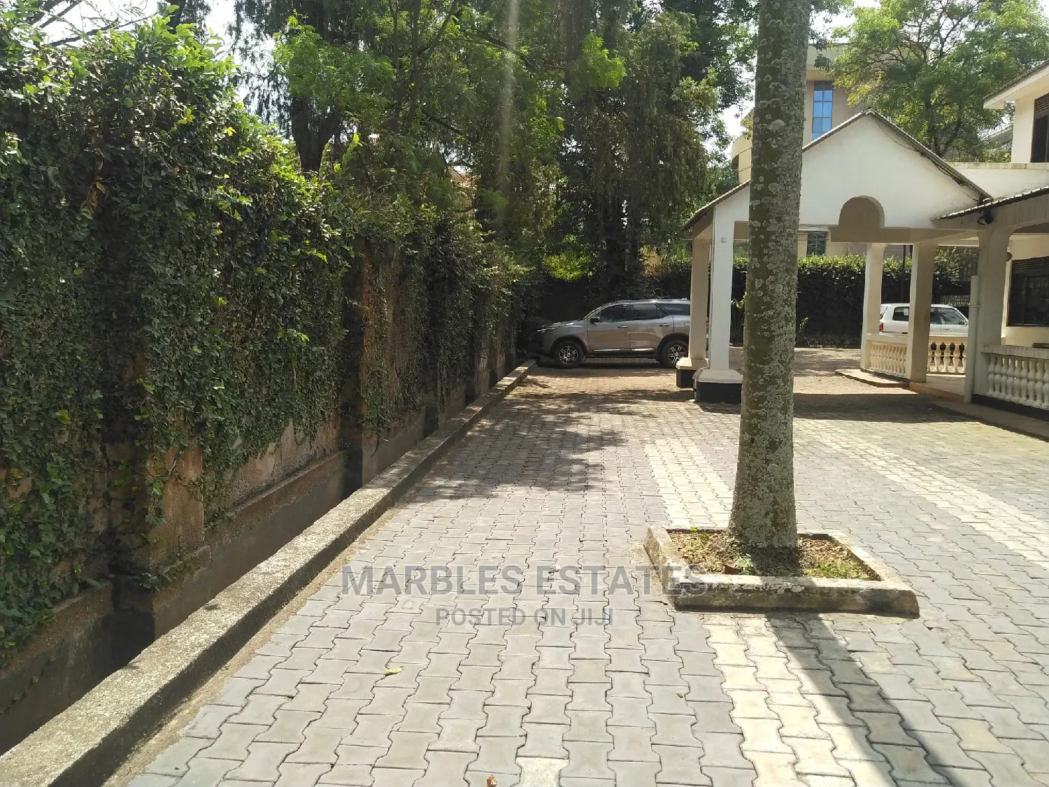5bdrm House in Bugolobi, Kampala for Sale in Kampala