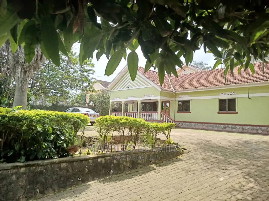 4bdrm Bungalow in Muyenga, Kampala for Rent in Kampala