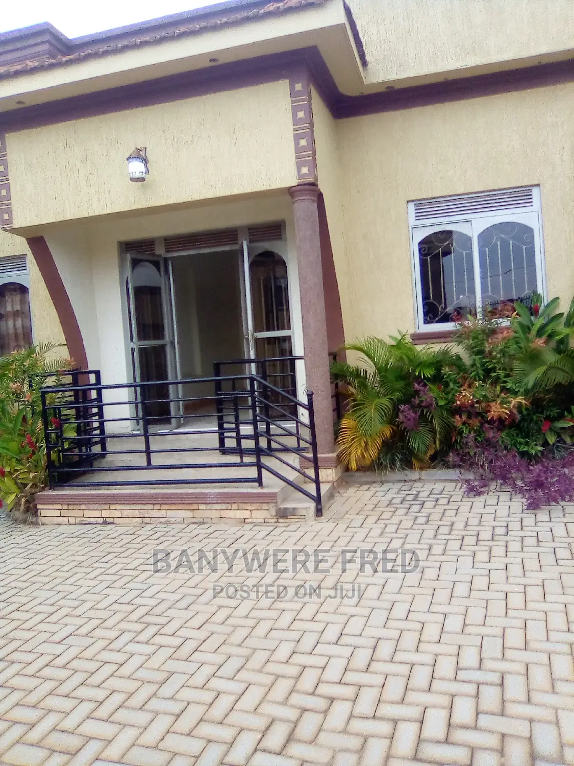 Furnished 2bdrm Bungalow in Kikambi Estate, Kampala for Rent in Kampala