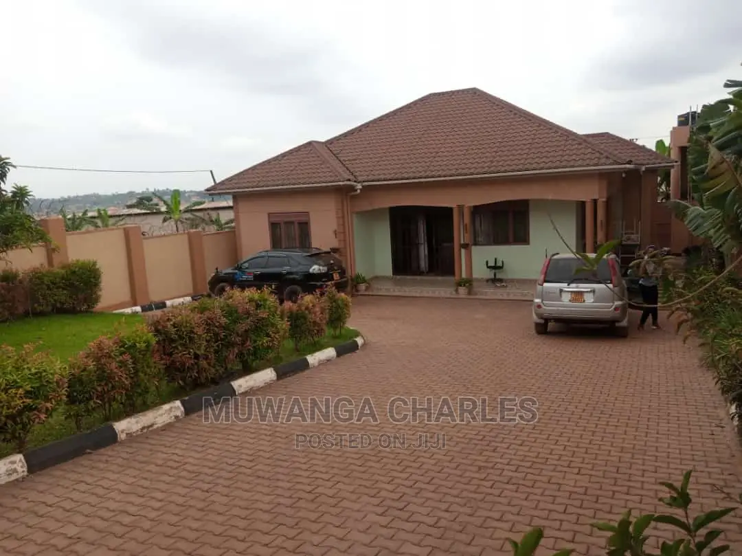 3bdrm House in Fs Properties Ltd, Kampala for Sale in Kampala
