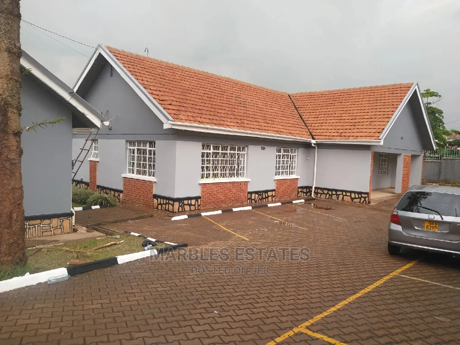 10bdrm Bungalow in Naguru, Central Division for rent in Central Division