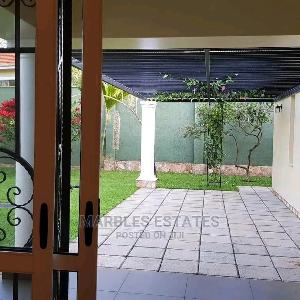 3bdrm Bungalow in Naguru, Central Division for Rent in Central Division
