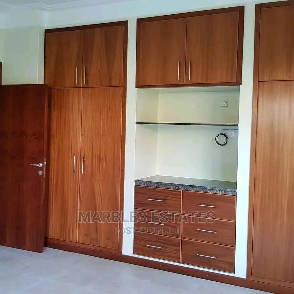 3bdrm Bungalow in Naguru, Central Division for Rent in Central Division