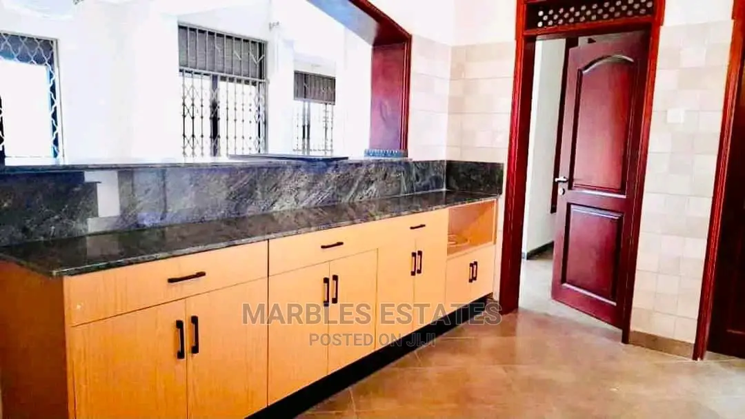 6bdrm House in Naguru, Central Division for Rent in Central Division