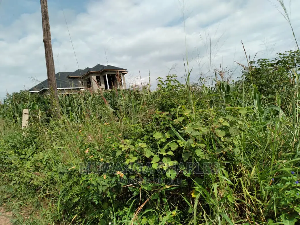 1acre Is Available for Sale in Gayaza Kiwenda in Kampala