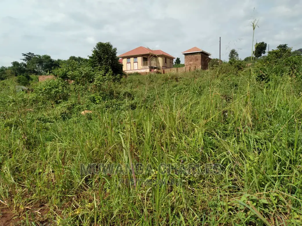 1acre Is Available for Sale in Gayaza Kiwenda in Kampala