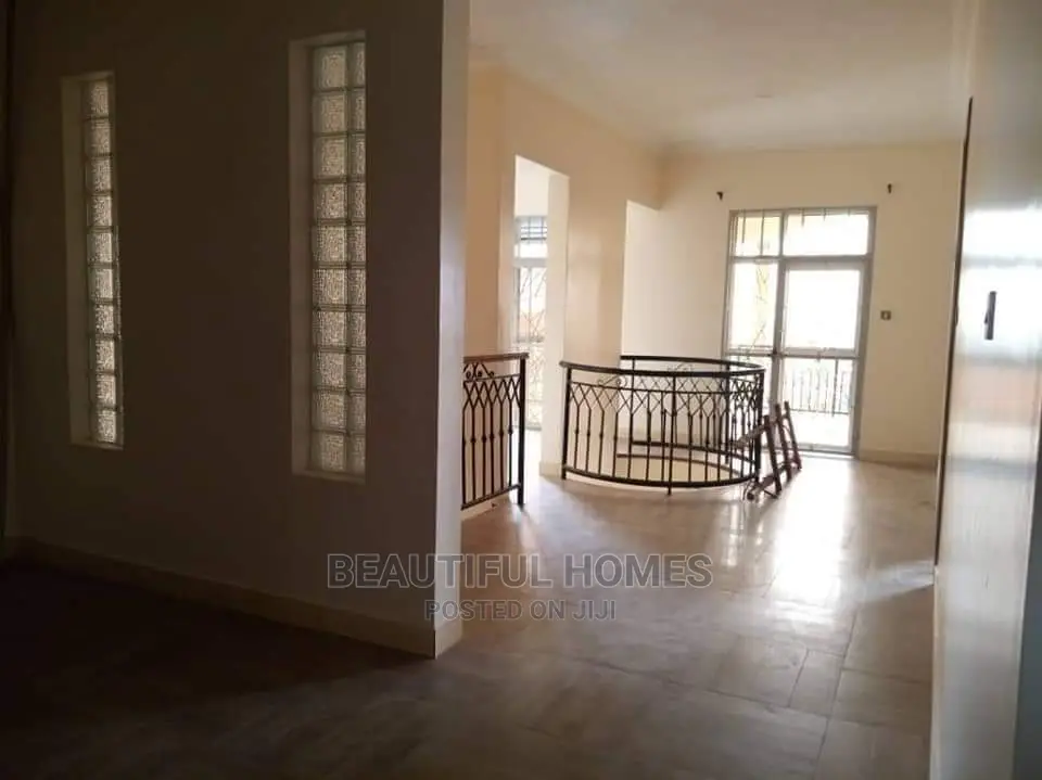 Furnished 6bdrm Mansion in Kira Tarmack Access, Kampala for Sale in Kampala