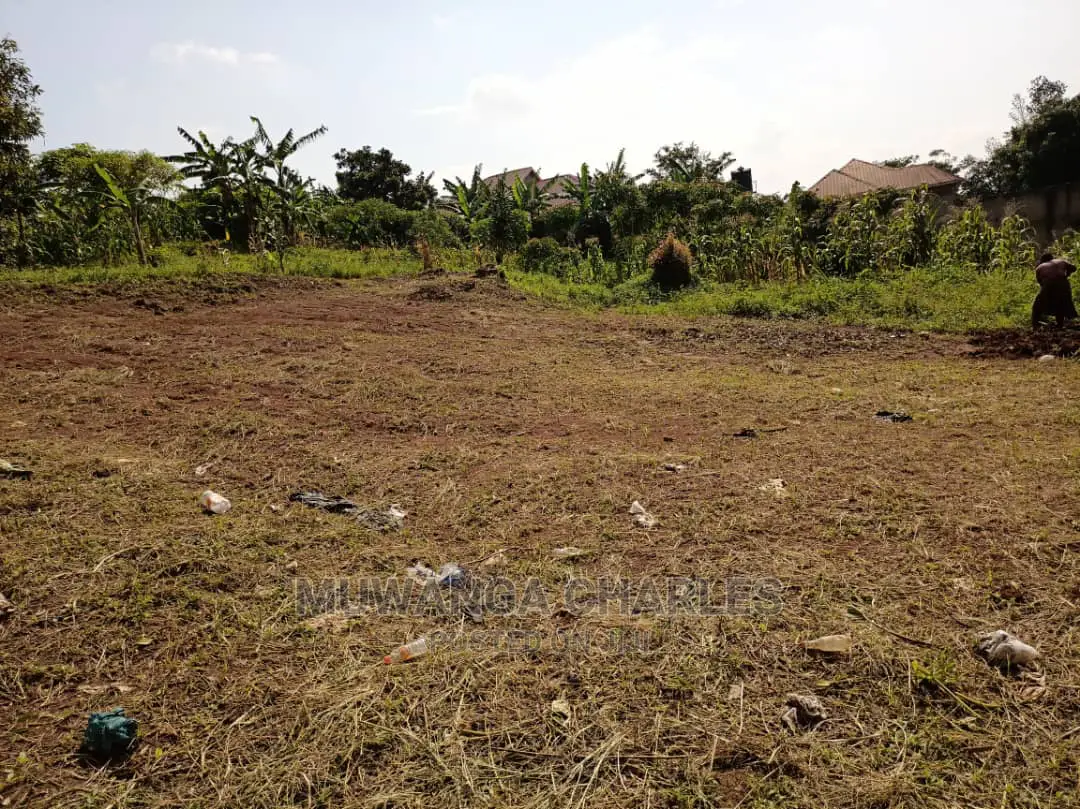 12decimals Is Available for Sale in Kira in Wakiso