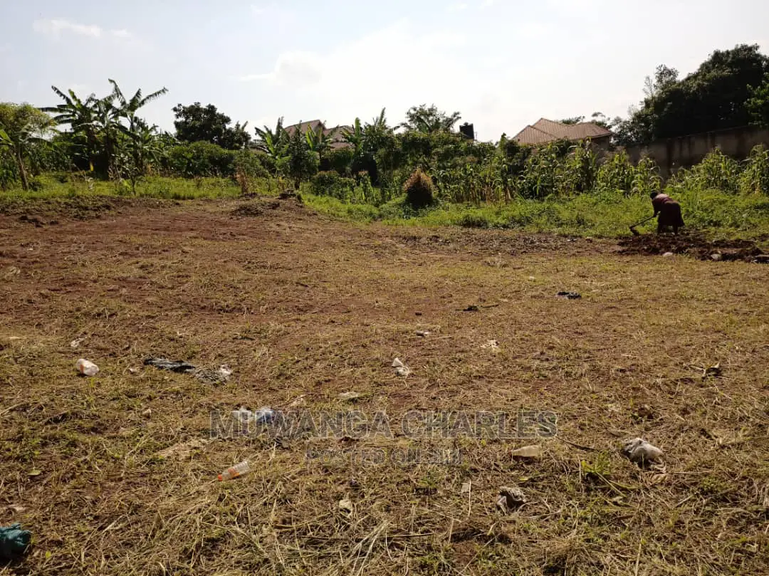 12decimals Is Available for Sale in Kira in Wakiso