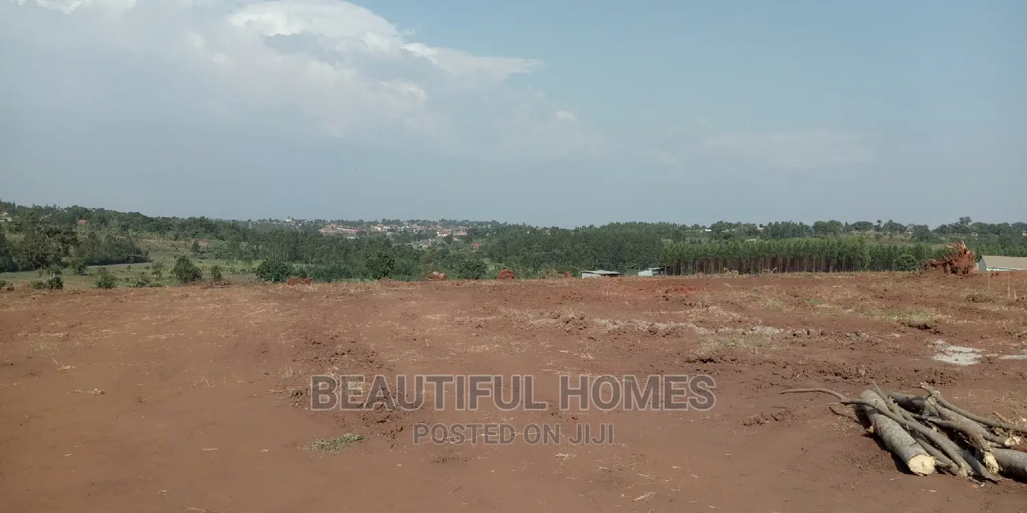 Gayaza Nakwero Plots Near Tarmack on Sell in Kampala