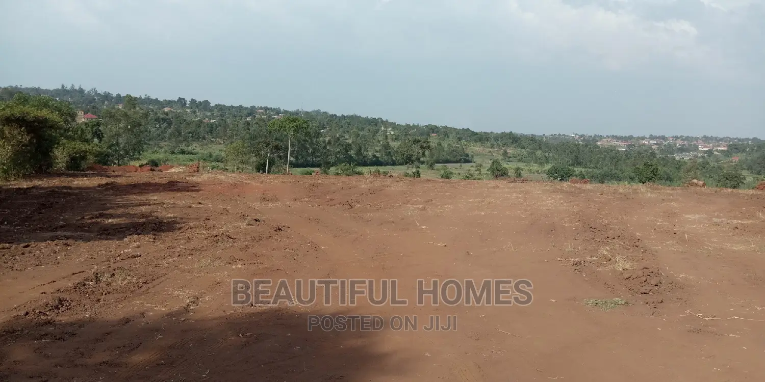 Gayaza Nakwero Plots Near Tarmack on Sell in Kampala