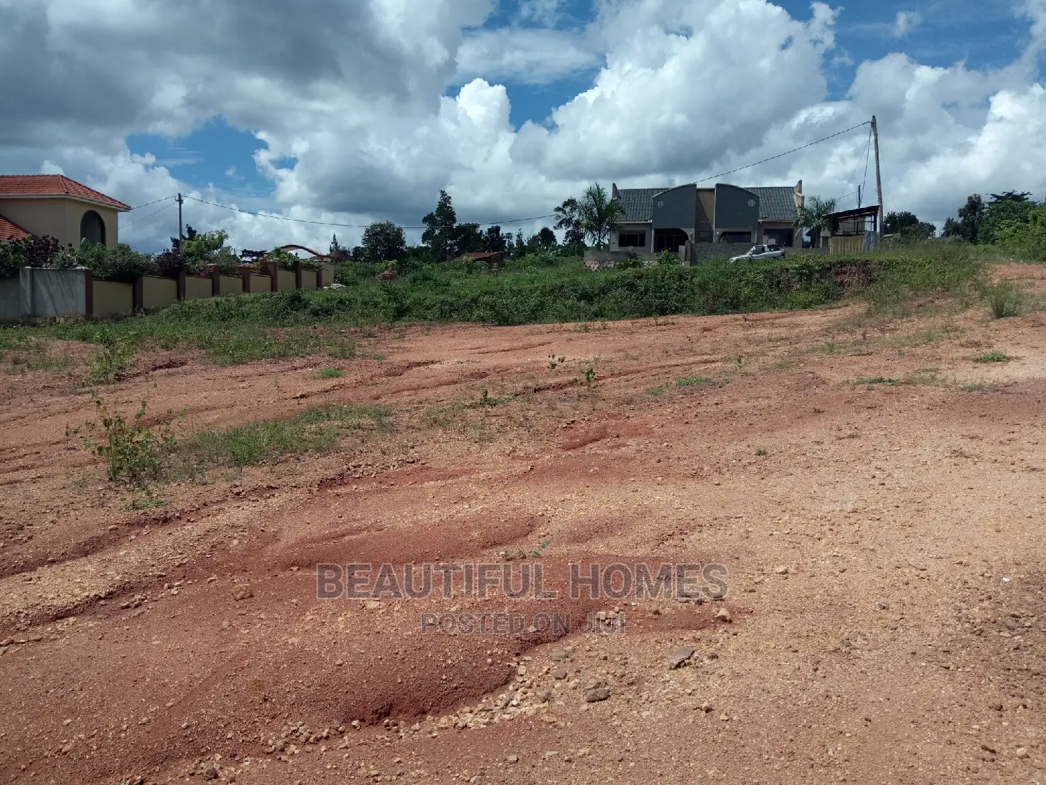 25 Decimals in Kira Near Tarmack on Sell in Kampala