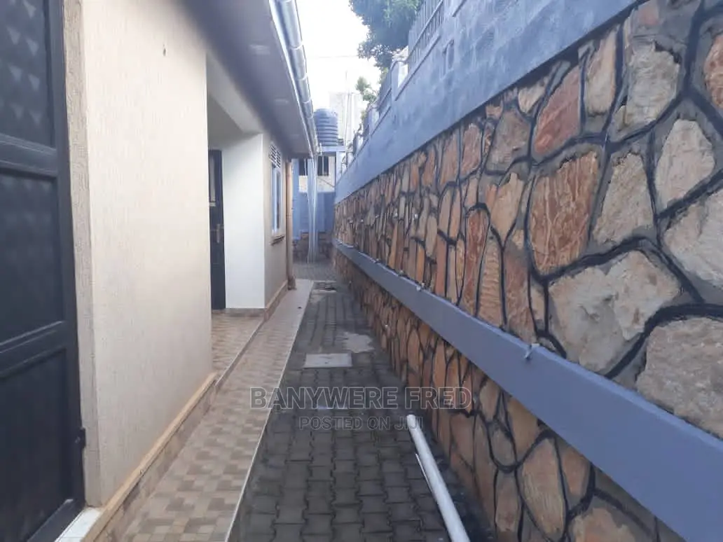 Furnished 3bdrm Bungalow in Wakiso for Sale in Wakiso