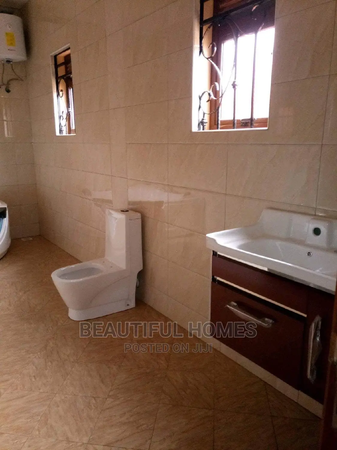 Furnished 6bdrm Mansion in Munyonyo, Kampala for Sale in Kampala