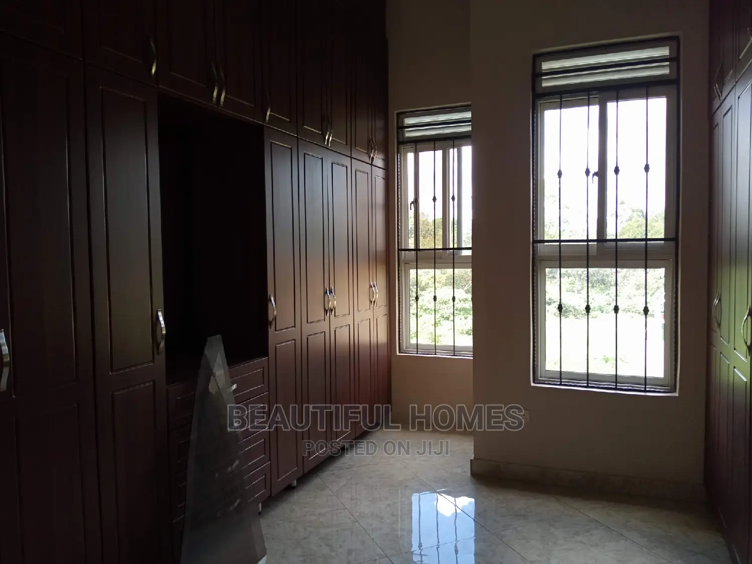 Furnished 5bdrm Mansion in Kira, Kampala for Sale in Kampala