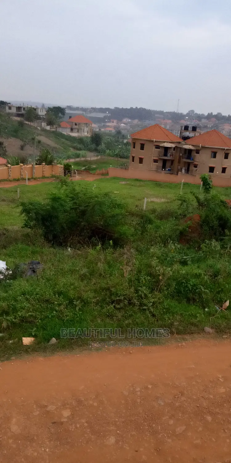 Kira Kimwani 2 Plots Near Tarmack in Kampala