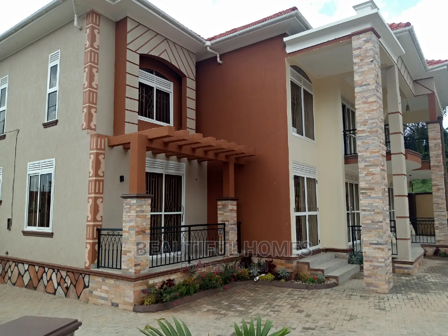Furnished 6bdrm Mansion in Kiwatule, Kampala for Sale in Kampala