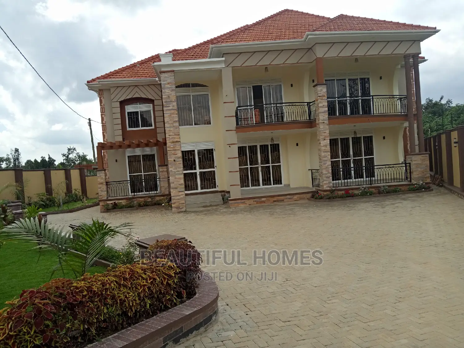 Furnished 6bdrm Mansion in Kiwatule, Kampala for Sale in Kampala