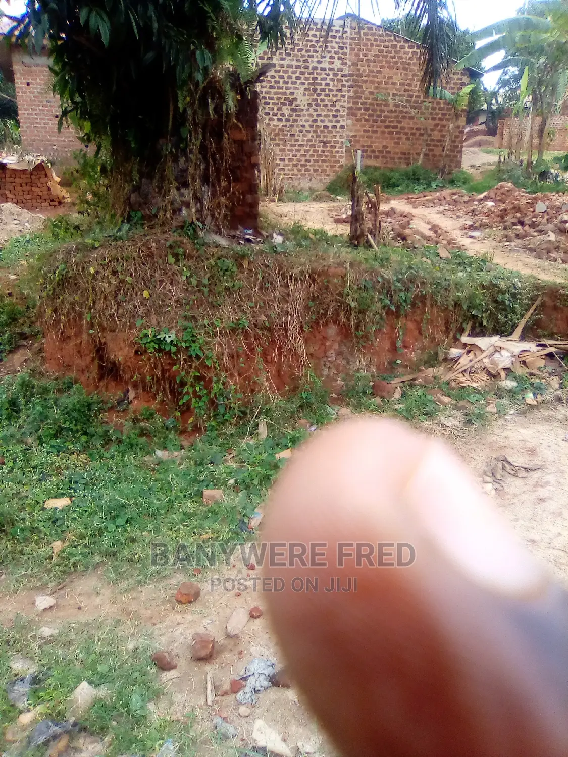 50/100 Plot for in Kyetume Near Nile High in Mukono