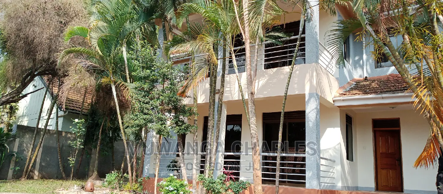 4bdrm Duplex in Fs Properties Ltd, Central Division for Sale in Central Division