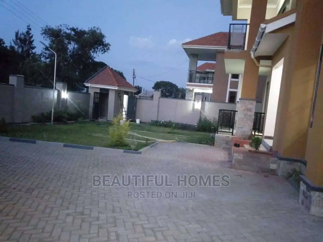Furnished 6bdrm Mansion in Munyonyo, Kampala for Sale in Kampala