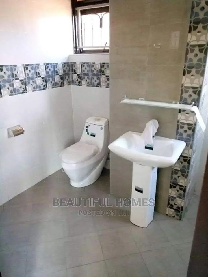 Furnished 6bdrm Mansion in Kyanja, Kampala for Sale in Kampala