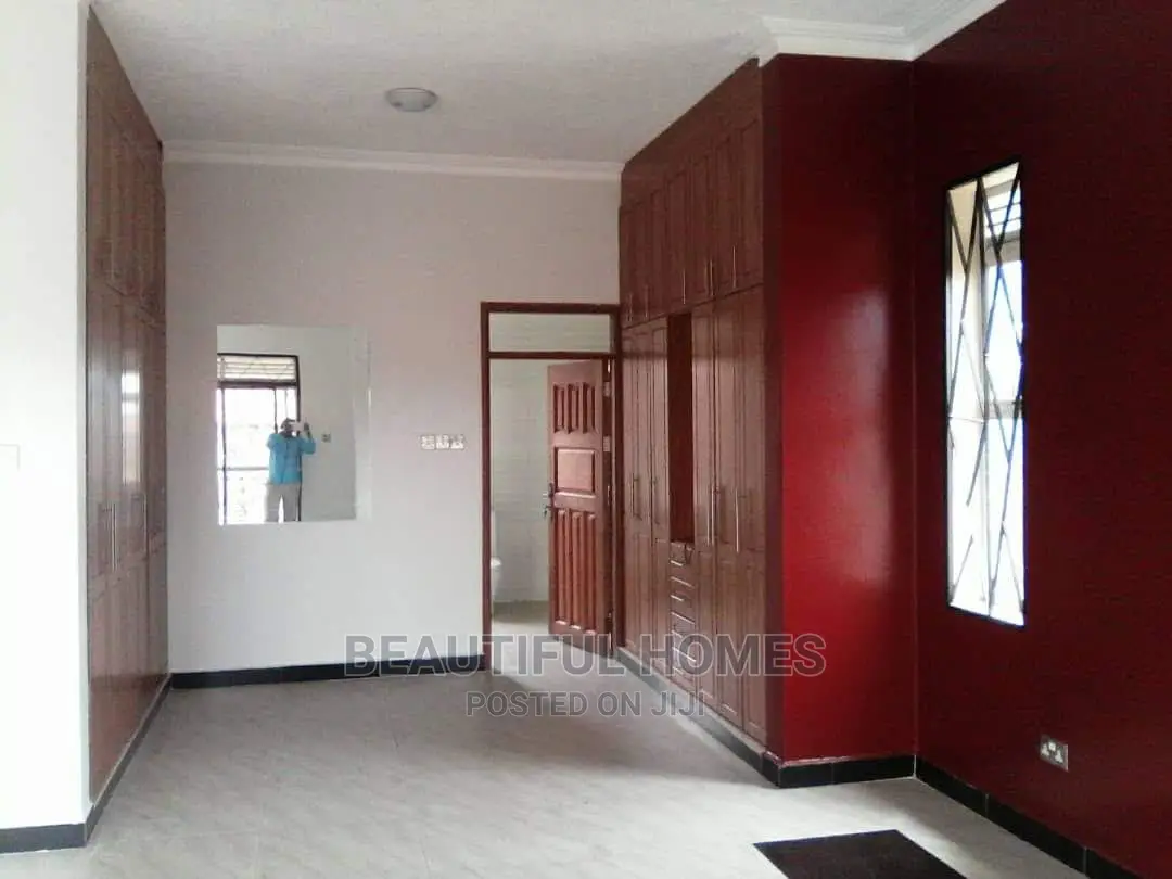 Furnished 5bdrm House in Kira, Kampala for Sale in Kampala