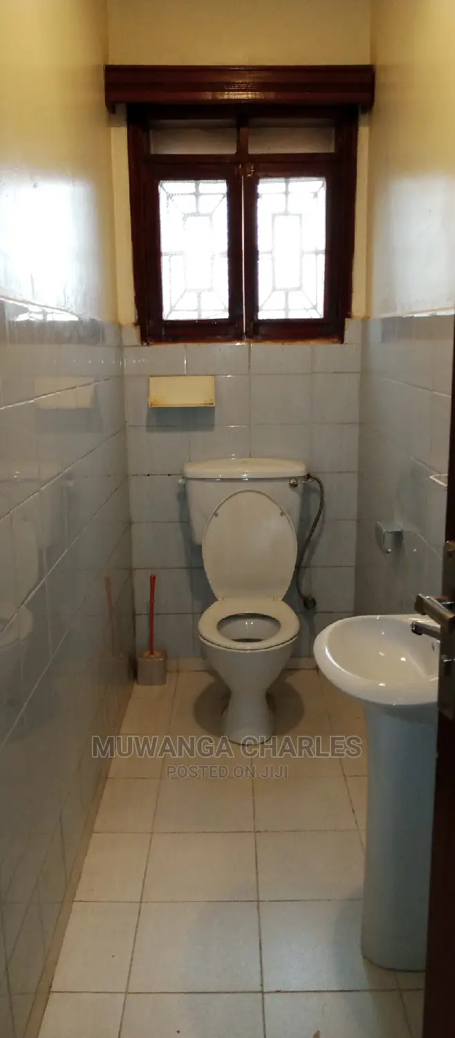 7bdrm House in Fs Properties Ltd, Kampala for Rent in Kampala
