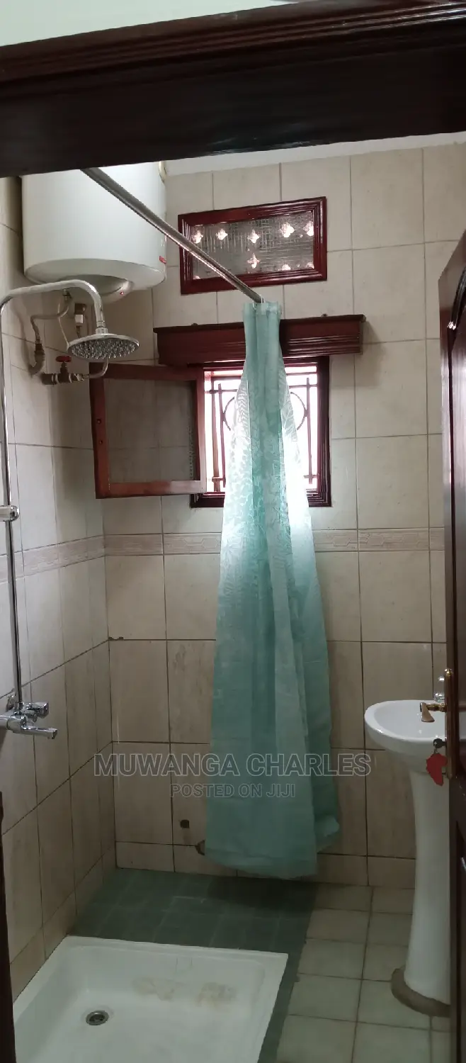 4bdrm Bungalow in Fs Properties Ltd, Kampala for Rent in Kampala