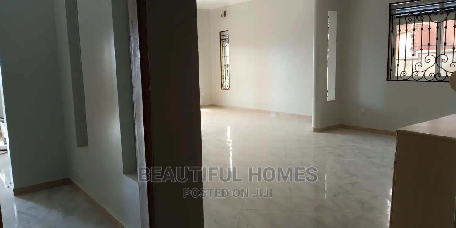 Furnished 4bdrm House in Kira Tarmack, Kampala for Sale in Kampala