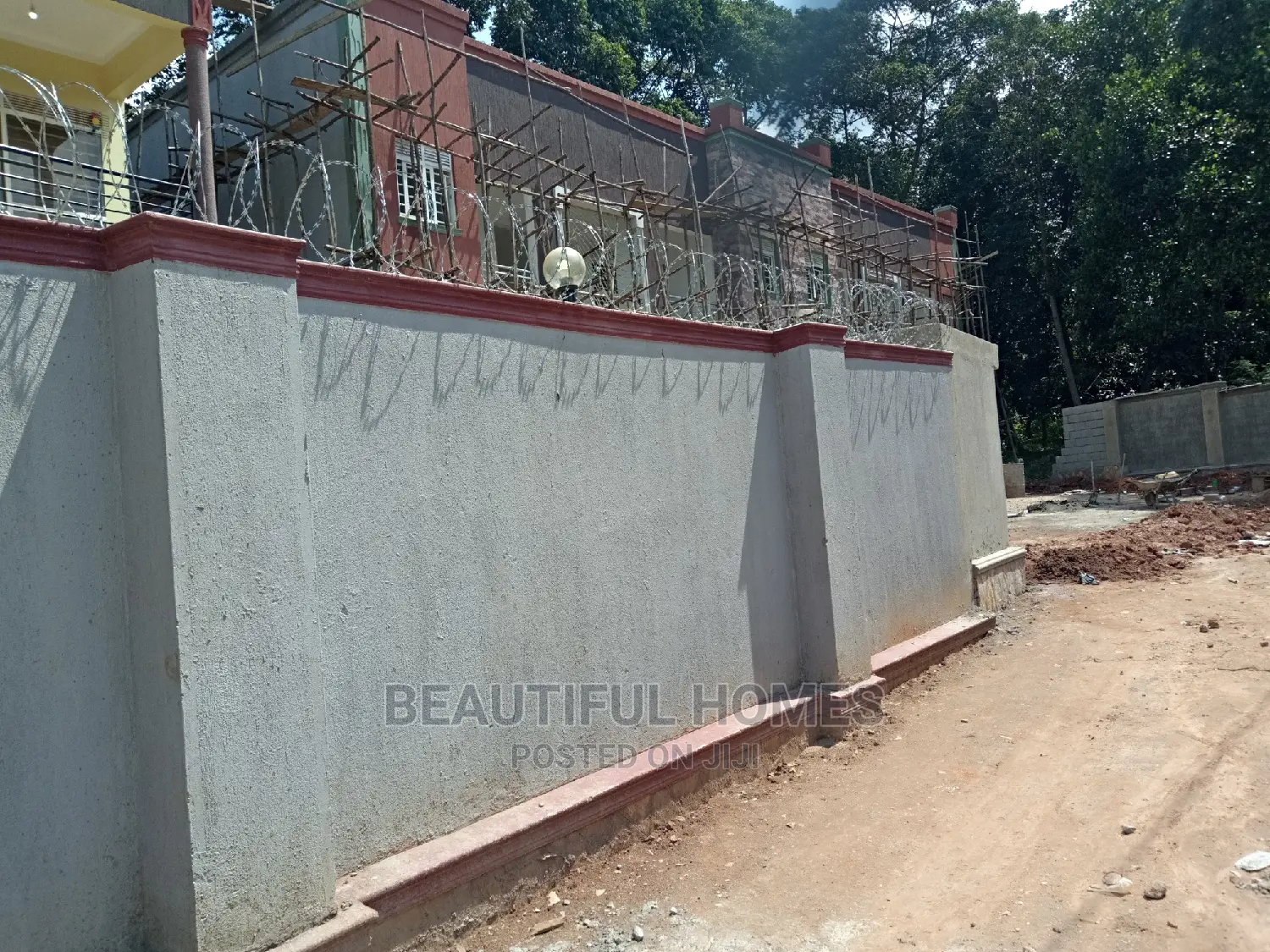 Furnished 2bdrm Apartment in Kyaliwajjara, Kampala for Sale in Kampala