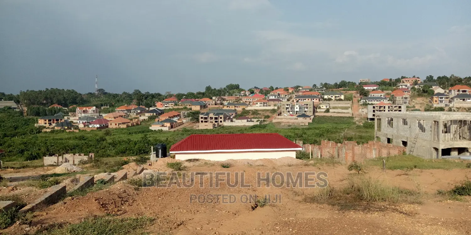 Kira 25 Decimals Land Close to the Main Tarmack for Sell in Kampala