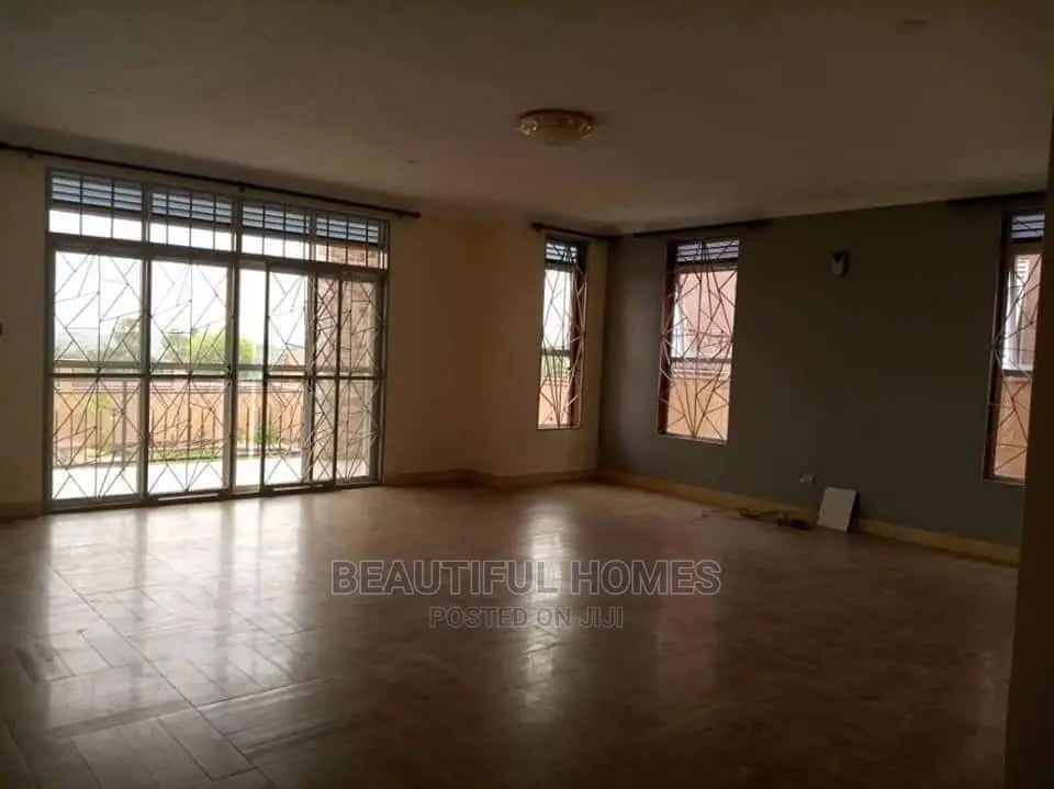 Furnished 6bdrm Mansion in Kira Tarmack Access, Kampala for Sale in Kampala