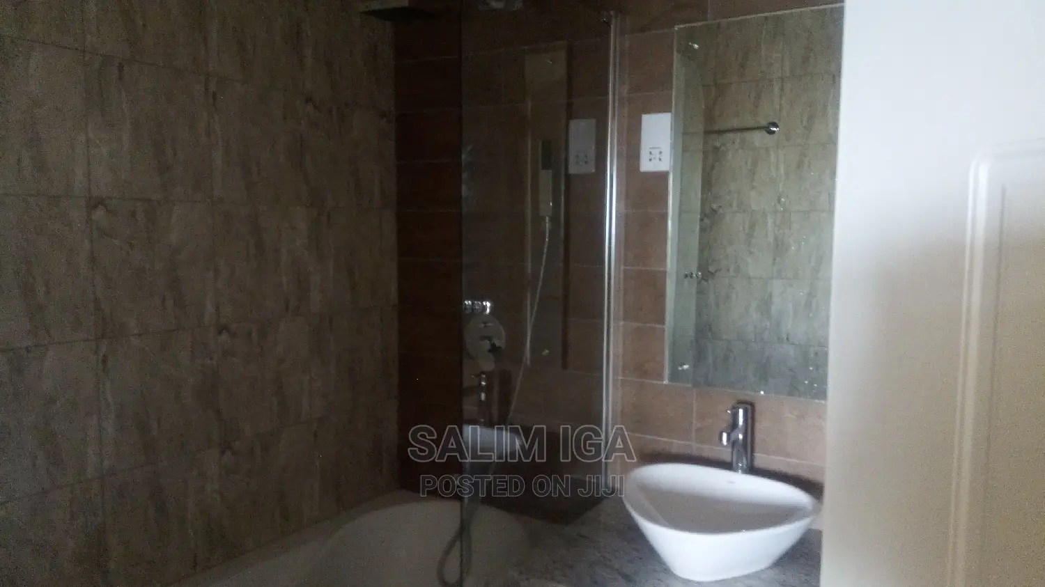 4bdrm Duplex in Kololo Property, Kampala for Rent in Kampala