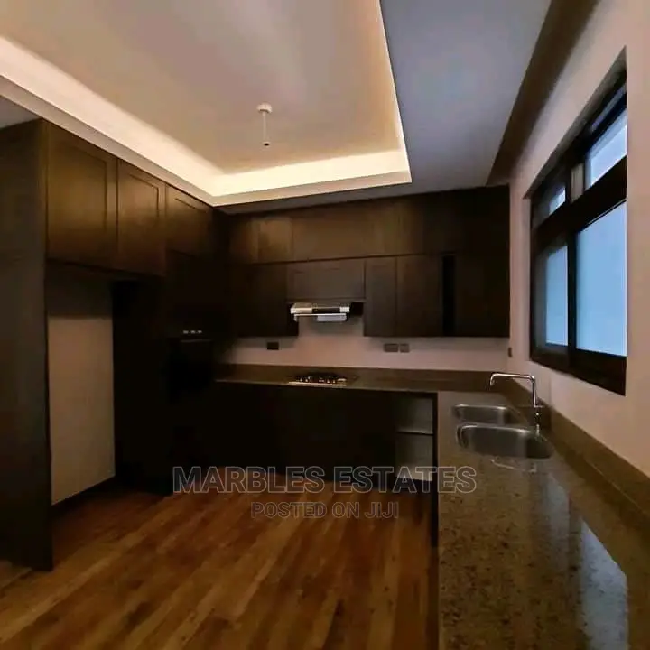 3bdrm Apartment in Kololo, Kampala for Sale in Kampala