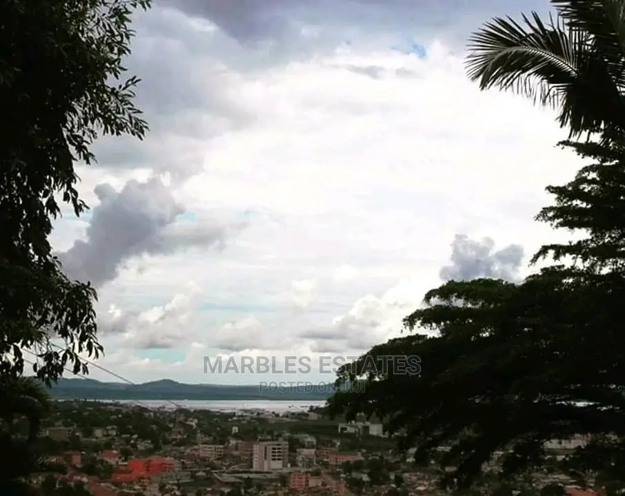 3bdrm Bungalow in Mbuya, Kampala for Sale in Kampala