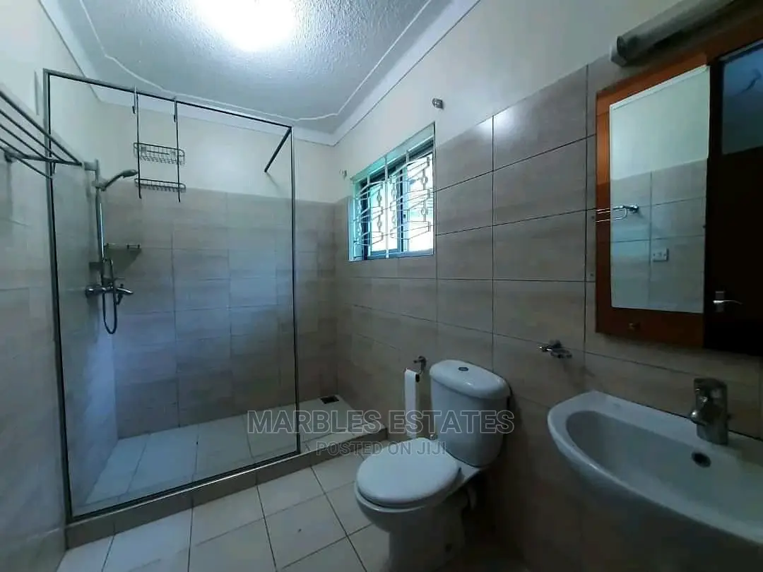 4bdrm Bungalow in Mbuya, Kampala for Rent in Kampala