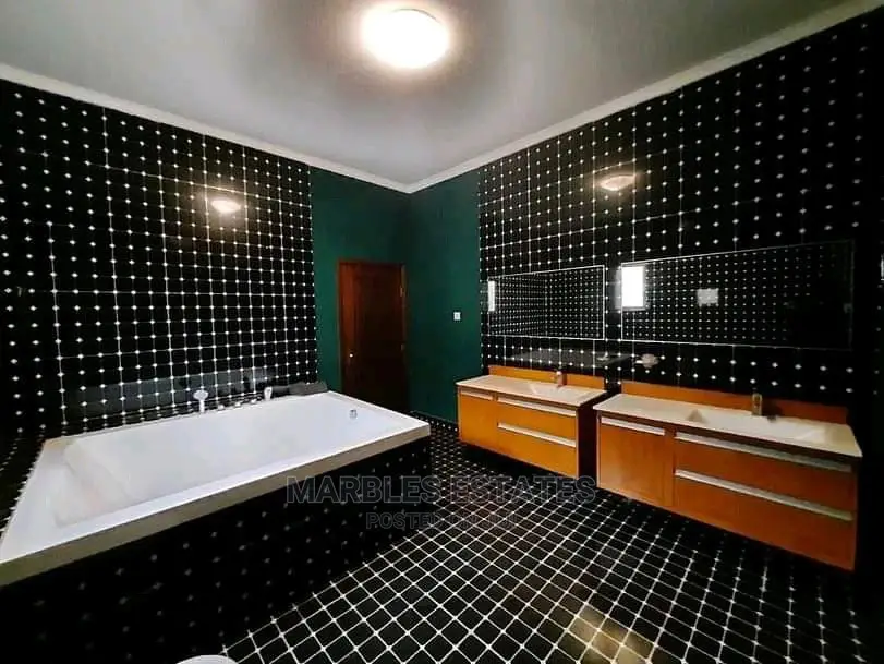 7bdrm House in Bugolobi, Central Division for Rent in Central Division