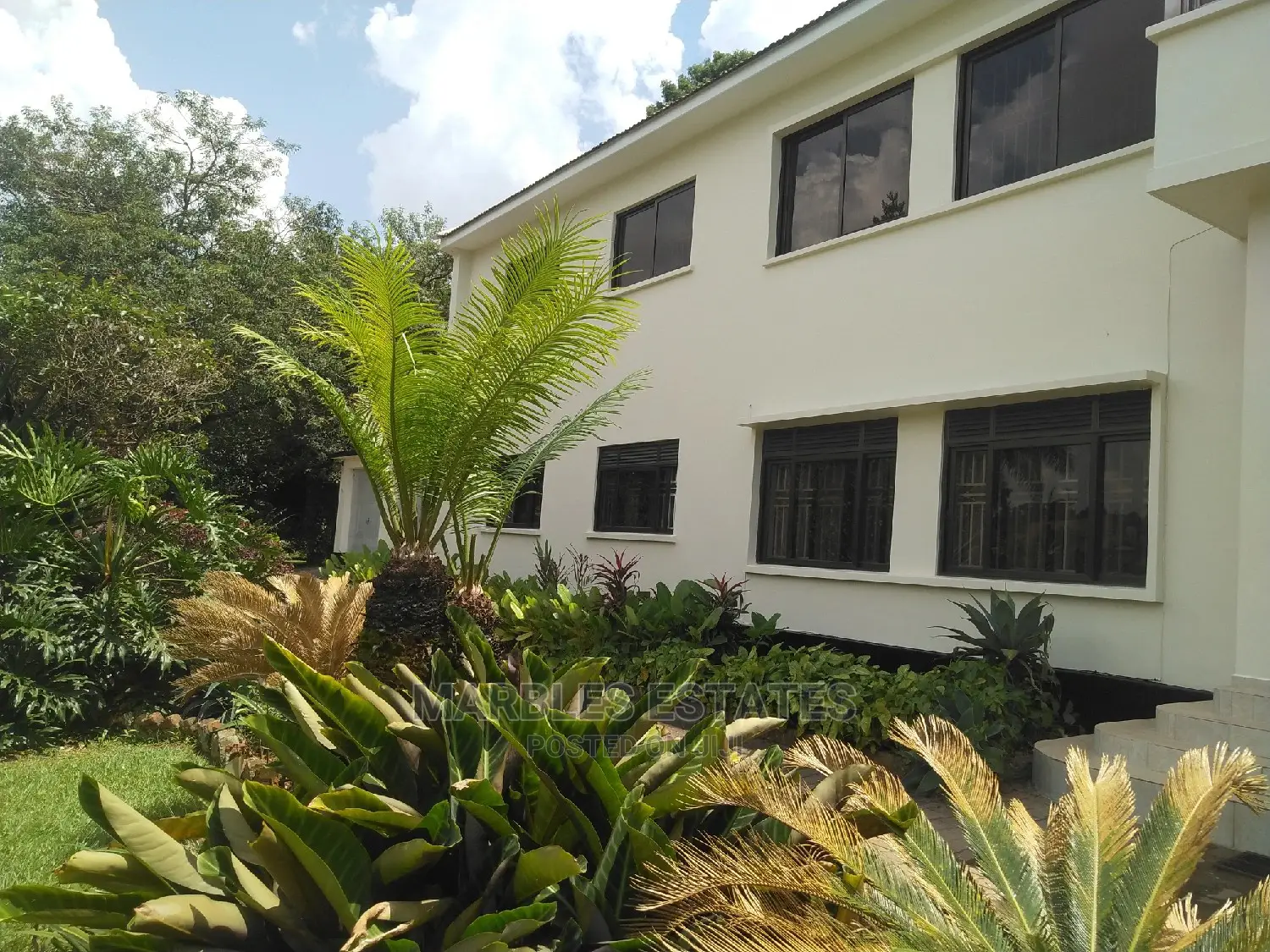 Furnished 3bdrm Apartment in Kololo, Central Division for Rent in Central Division