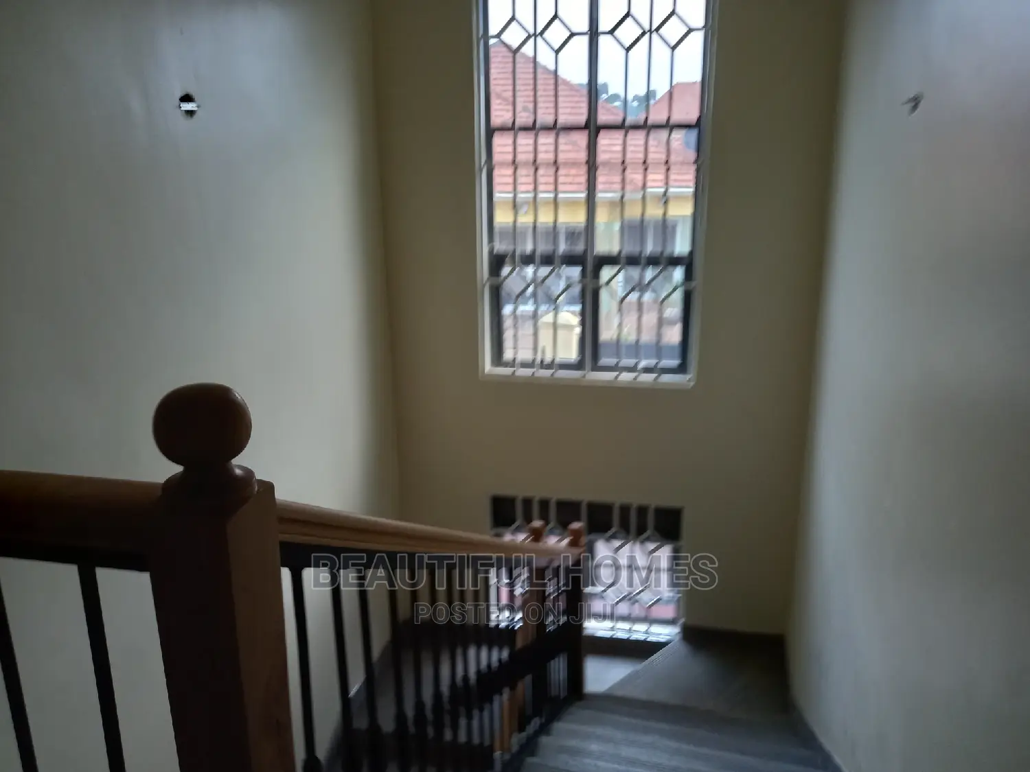 Furnished 4bdrm House in Kira Tarmack, Kampala for Sale in Kampala