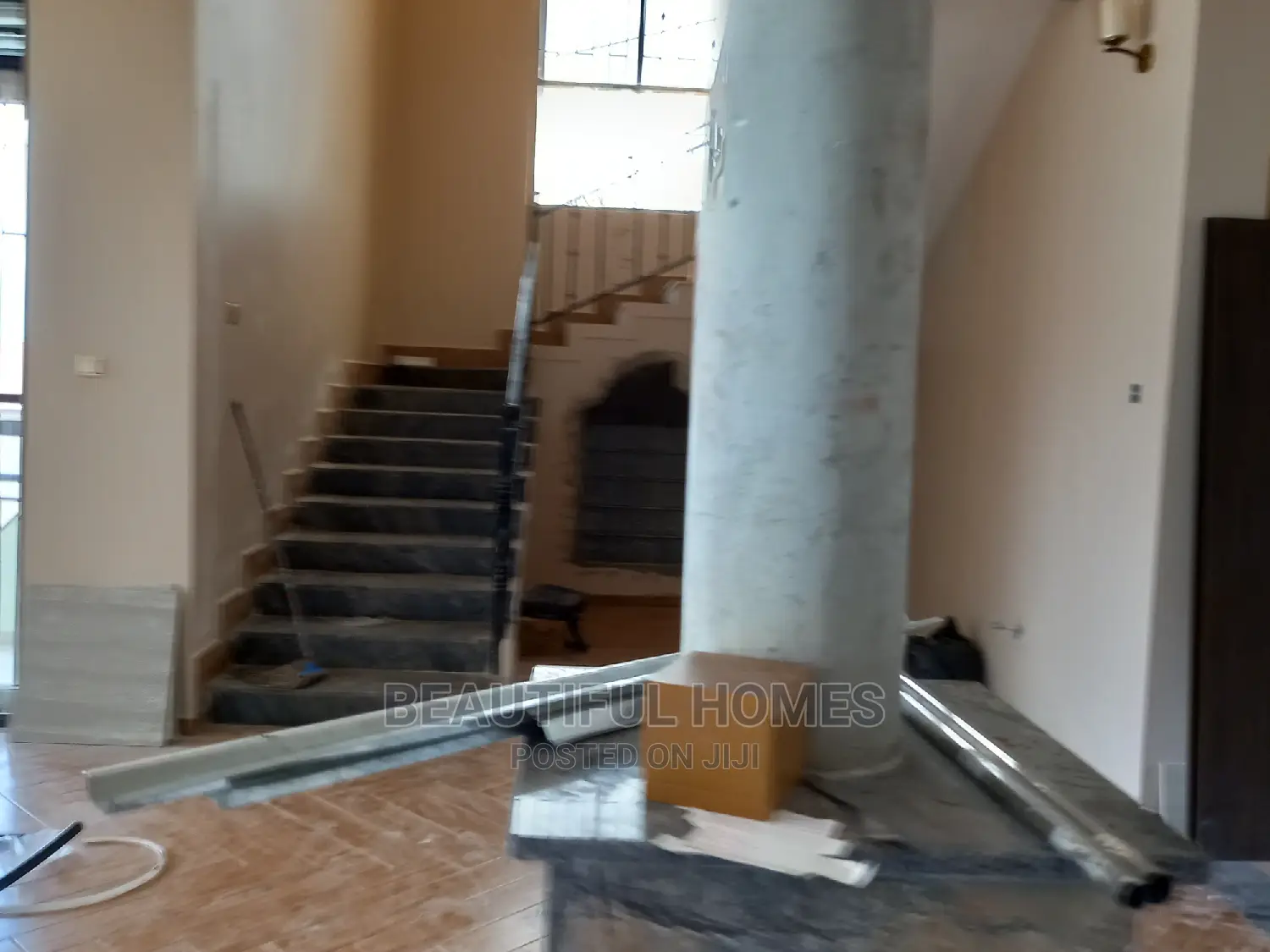Furnished 6bdrm Mansion in Kira for Sale in Kira