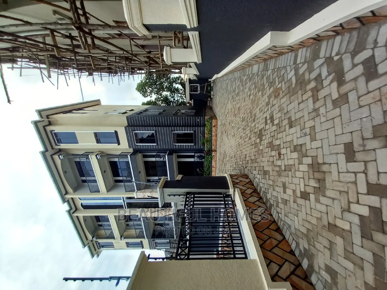 Furnished 2bdrm Apartment in Kisaasi, Kampala for Sale in Kampala