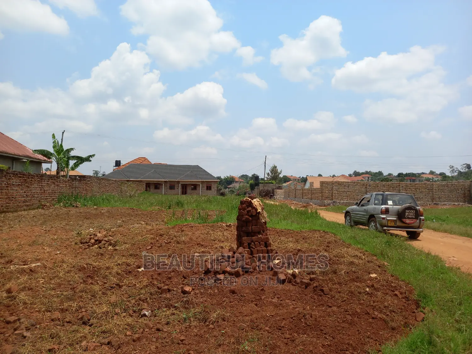 Nakwero 25 Decimals Close to the Main Road on Sell in Kampala