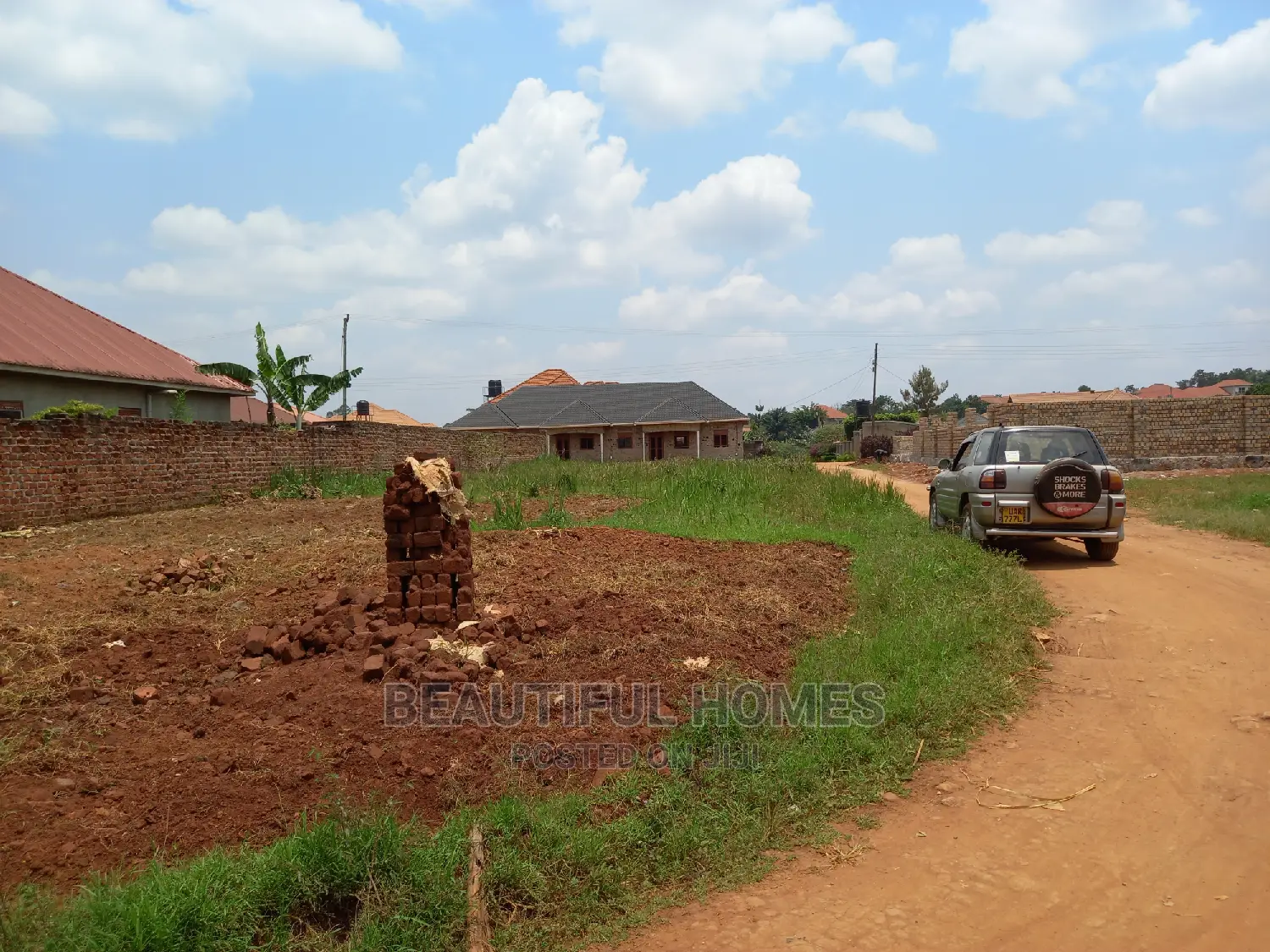 Nakwero 25 Decimals Close to the Main Road on Sell in Kampala