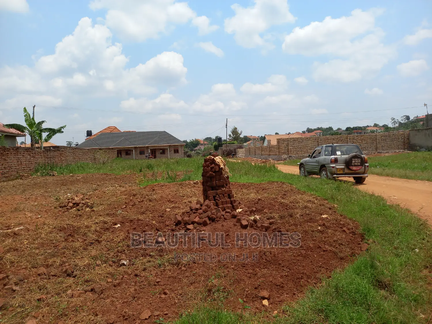 Nakwero 25 Decimals Close to the Main Road on Sell in Kampala